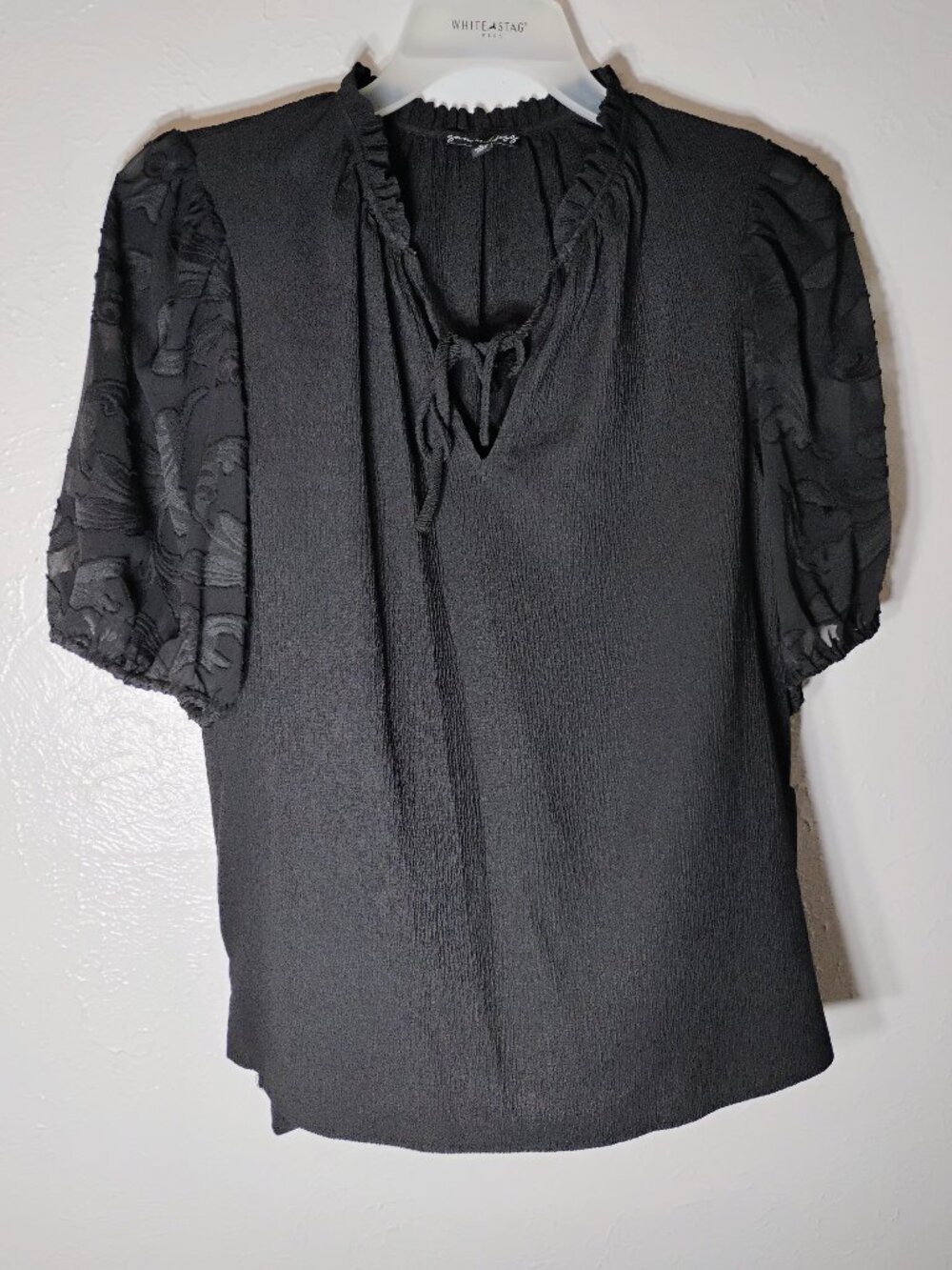 NWT Sam & Jess Women's Black Textured Blouse – Size Large